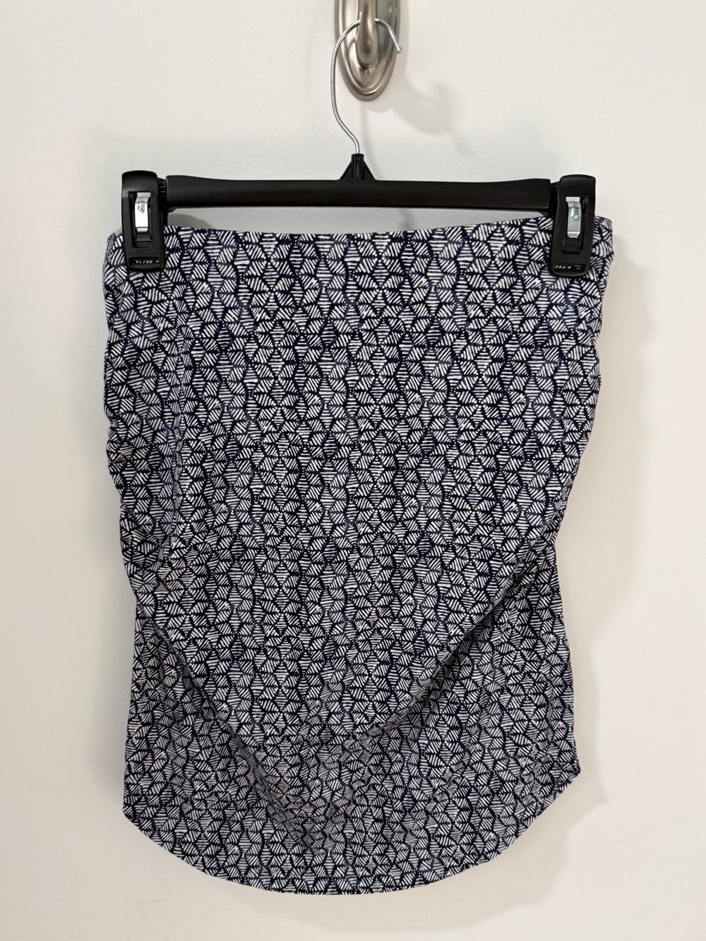 EUC Patagonia Women's Ribbon Falls Skirt size XS Batik hex pattern
